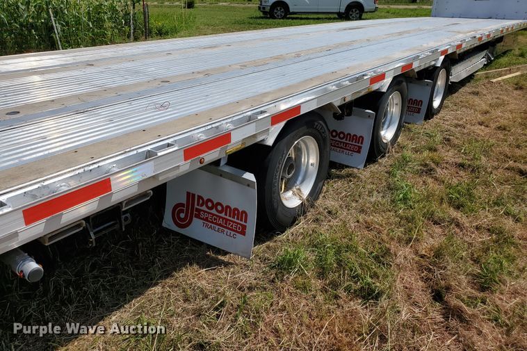 image for item DJ3167 2018 Doonan Chaparrel II 532ACLGC1NFZ flatbed trailer