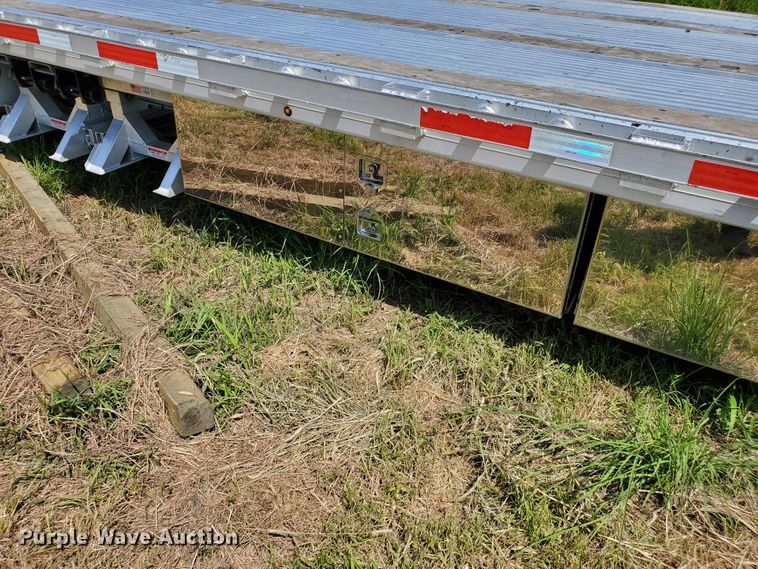 image for item DJ3167 2018 Doonan Chaparrel II 532ACLGC1NFZ flatbed trailer