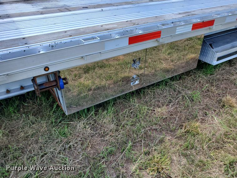 image for item DJ3167 2018 Doonan Chaparrel II 532ACLGC1NFZ flatbed trailer