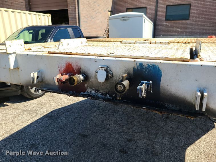 image for item EL9888 1985 Trail King TK70HT drop deck equipment trailer