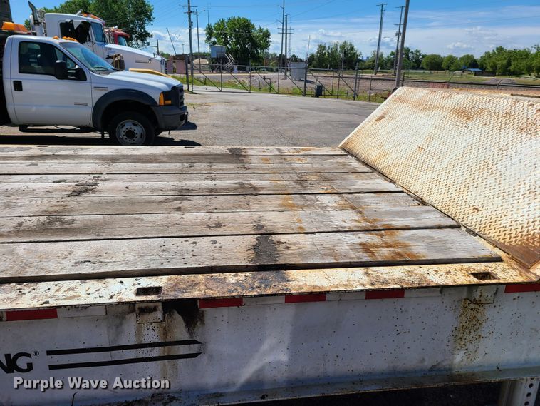 image for item EL9888 1985 Trail King TK70HT drop deck equipment trailer