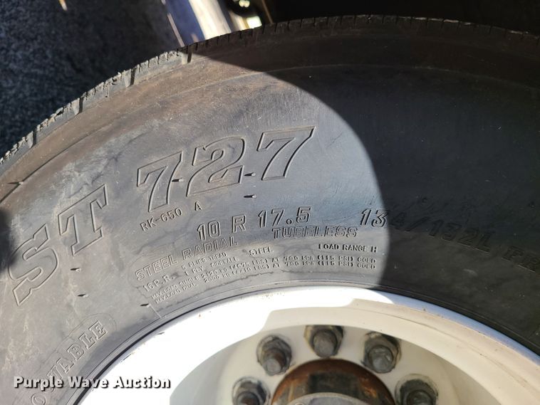 image for item EL9888 1985 Trail King TK70HT drop deck equipment trailer