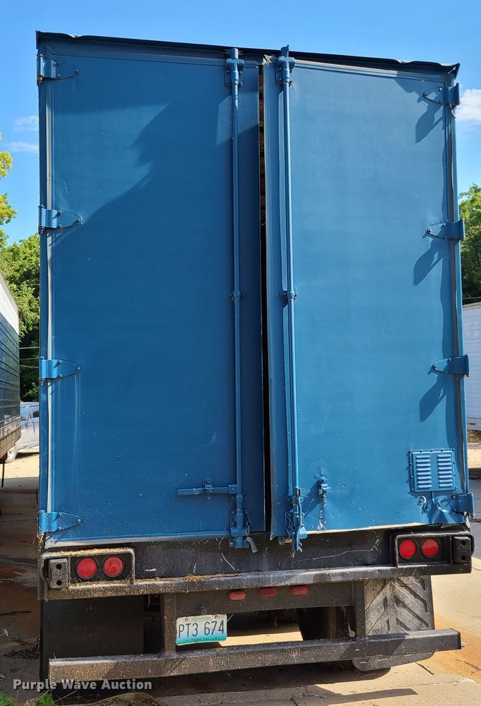 image for item EL9906 1995 Kentucky dry van trailer