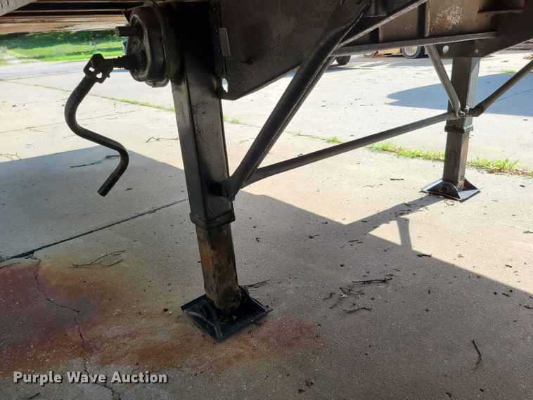 image for item EL9906 1995 Kentucky dry van trailer