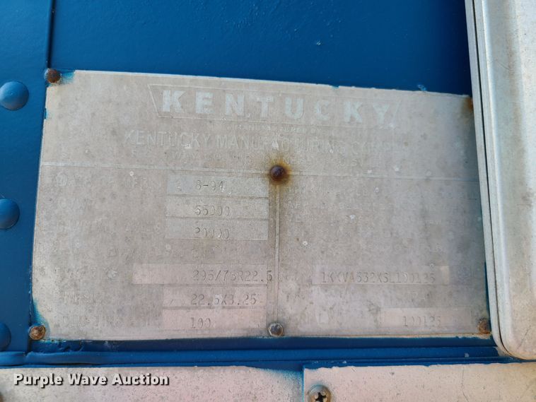 image for item EL9906 1995 Kentucky dry van trailer