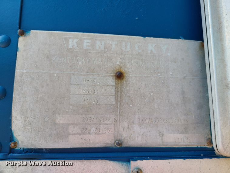 image for item EL9906 1995 Kentucky dry van trailer