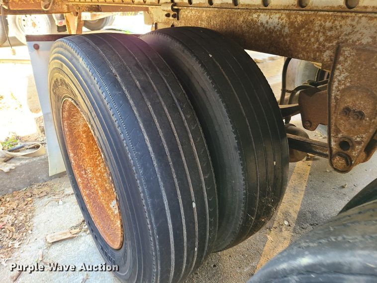 image for item EL9907 1990 Great Dane dry van trailer