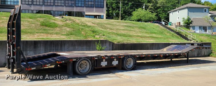 image for item EL9910 1998 Clark equipment trailer