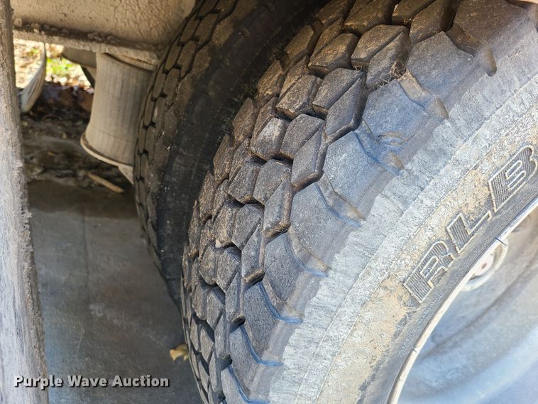 image for item EL9910 1998 Clark equipment trailer