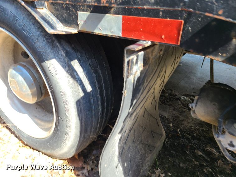 image for item EL9910 1998 Clark equipment trailer