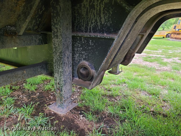 image for item EL9928 1991 Landall Haulall drop deck equipment trailer