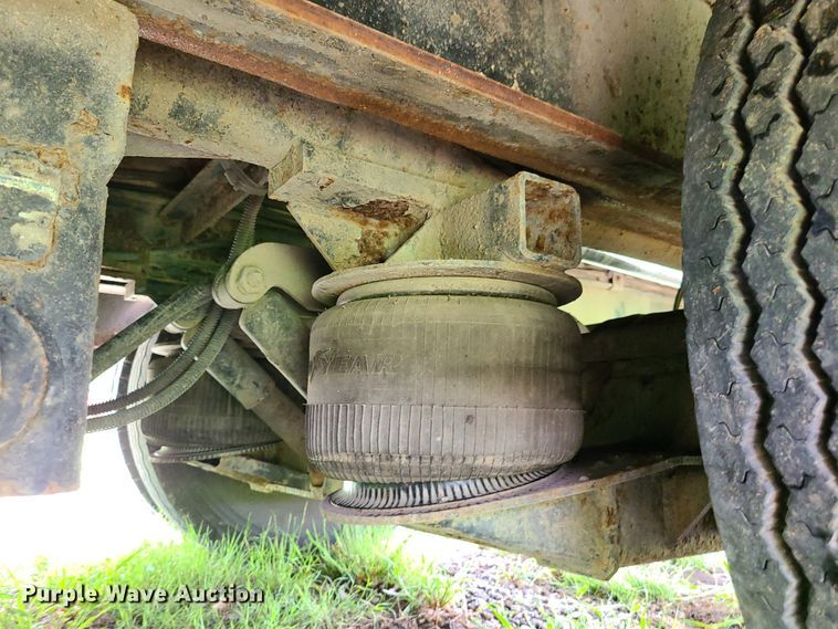 image for item EL9928 1991 Landall Haulall drop deck equipment trailer