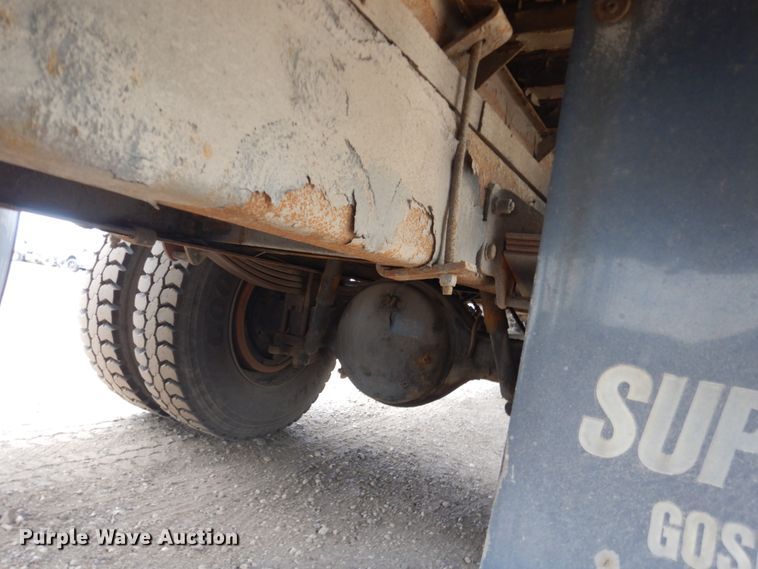 image for item FK9385 2006 Peterbilt 335  box truck