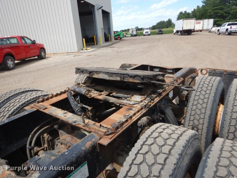 image for item FK9386 2012 Freightliner Cascadia  semi truck