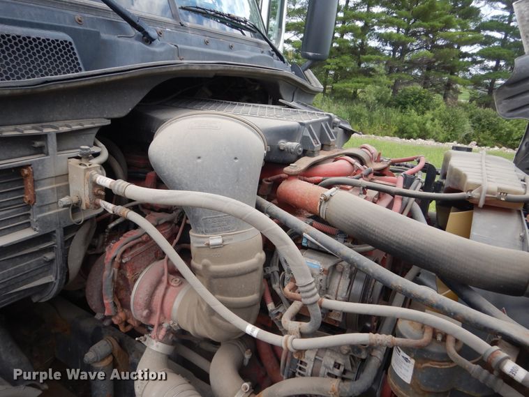 image for item FK9386 2012 Freightliner Cascadia  semi truck