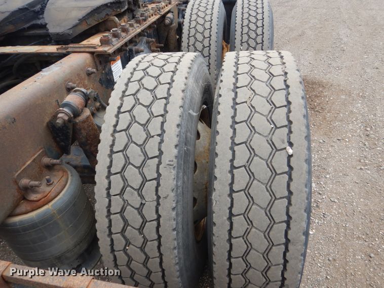 image for item FK9386 2012 Freightliner Cascadia  semi truck