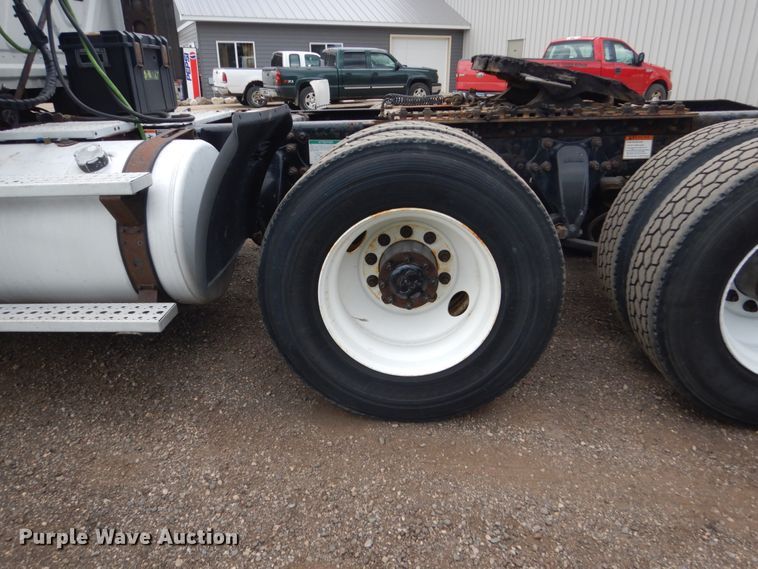 image for item FK9386 2012 Freightliner Cascadia  semi truck