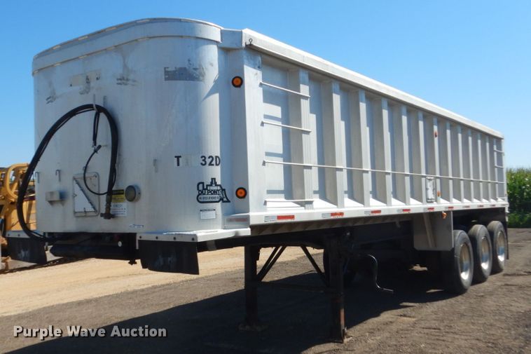 image for item FK9420 2002 Hillcrest Homes end dump trailer
