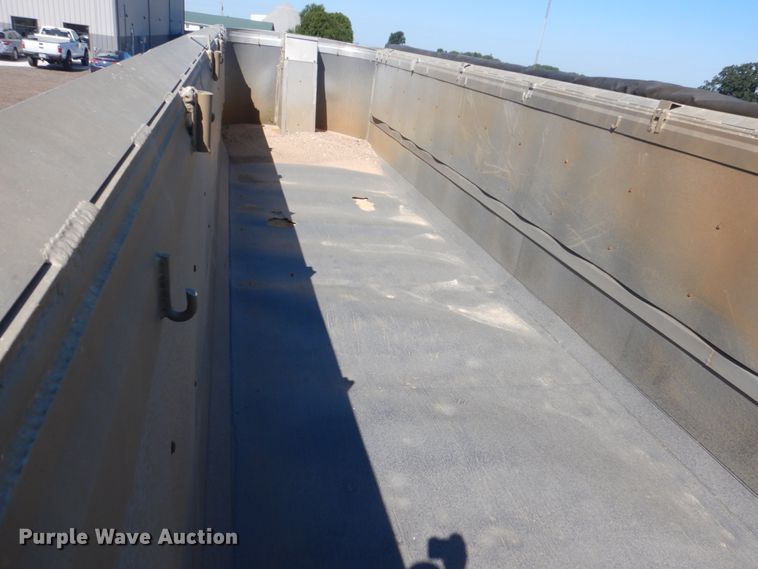 image for item FK9420 2002 Hillcrest Homes end dump trailer