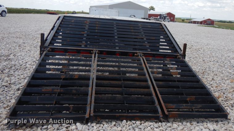 image for item FN9295 2004 Chaparral drop deck equipment trailer