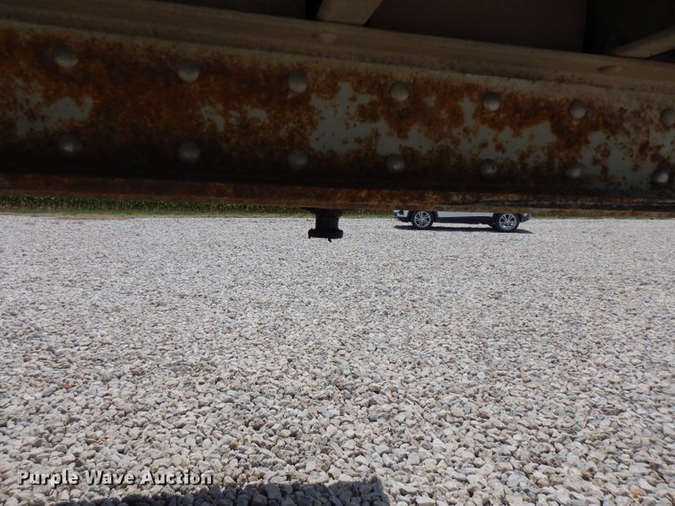 image for item FN9295 2004 Chaparral drop deck equipment trailer