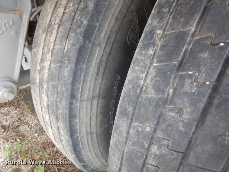 image for item FN9302 1987 Bar-Bel Fab Co. tank trailer