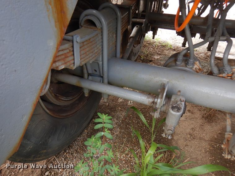 image for item FN9302 1987 Bar-Bel Fab Co. tank trailer