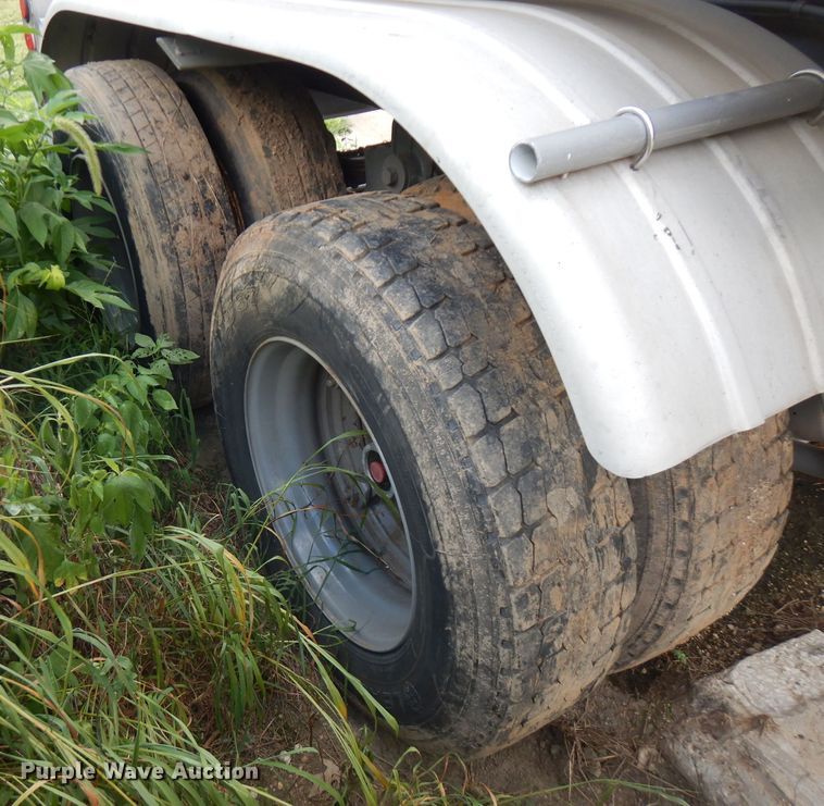 image for item FN9302 1987 Bar-Bel Fab Co. tank trailer