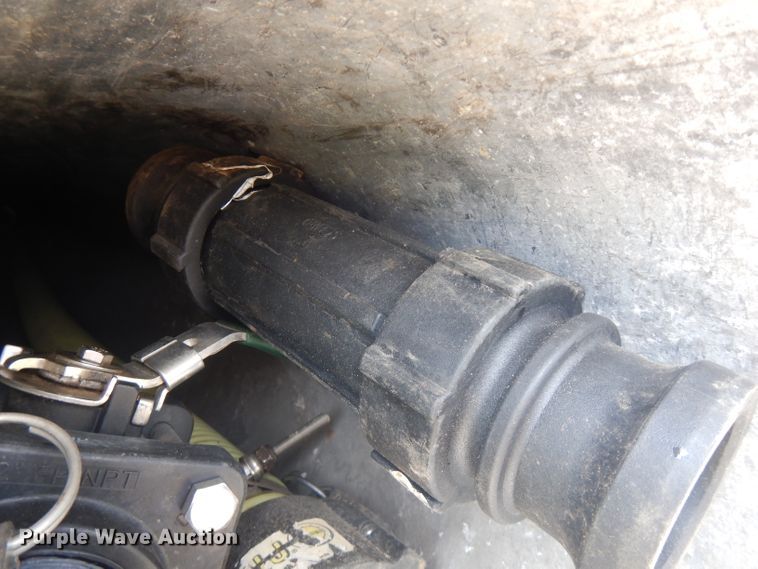 image for item FN9302 1987 Bar-Bel Fab Co. tank trailer