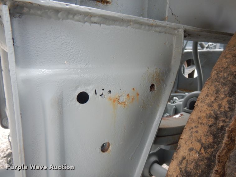 image for item FN9304 1984 Fruehauf pneumatic dry bulk trailer