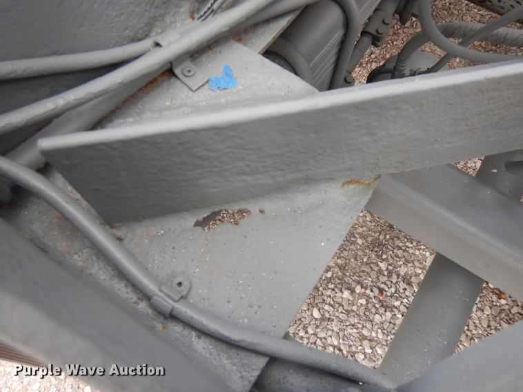 image for item FN9304 1984 Fruehauf pneumatic dry bulk trailer