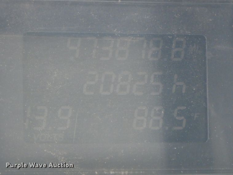 image for item FN9306 2008 Mack CHU  semi truck