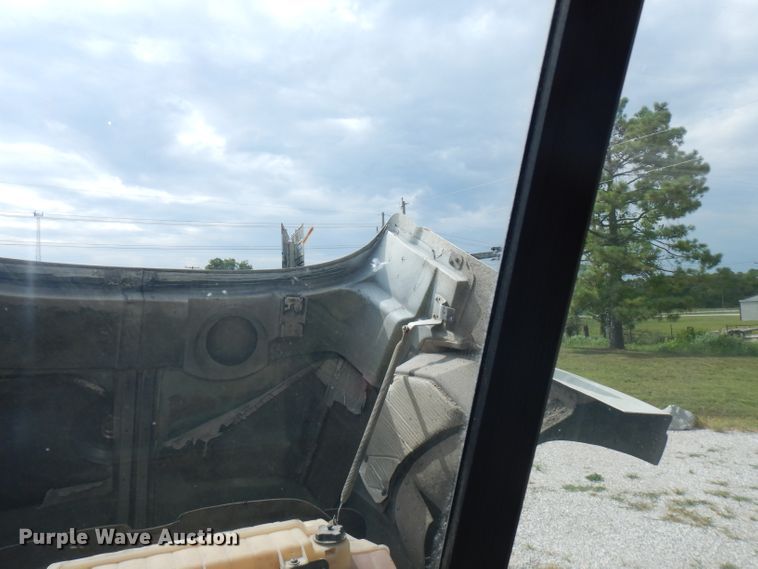 image for item FN9306 2008 Mack CHU  semi truck