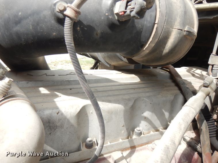 image for item FN9306 2008 Mack CHU  semi truck