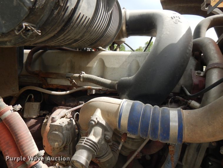 image for item FN9306 2008 Mack CHU  semi truck