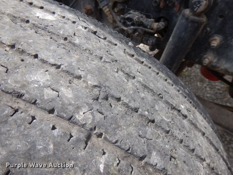 image for item FN9306 2008 Mack CHU  semi truck