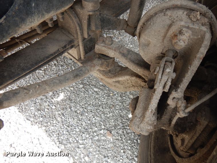 image for item FN9306 2008 Mack CHU  semi truck