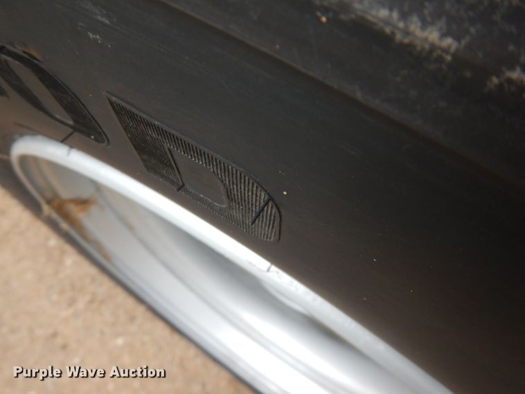 image for item FN9316 2000 International 9400i  semi truck