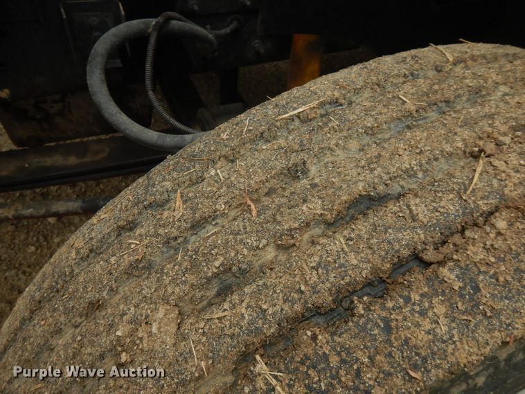 image for item FN9316 2000 International 9400i  semi truck