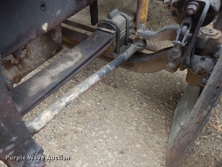 image for item FN9316 2000 International 9400i  semi truck