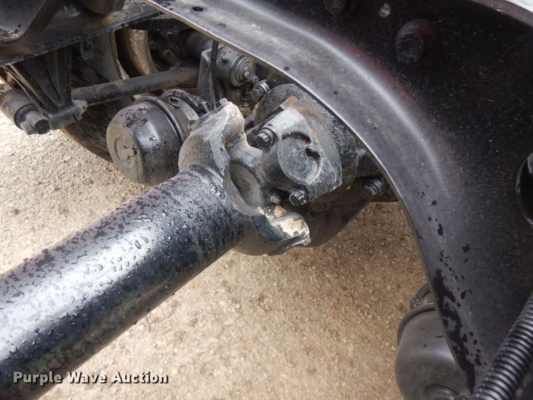 image for item FN9316 2000 International 9400i  semi truck