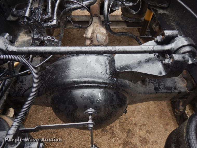 image for item FN9316 2000 International 9400i  semi truck