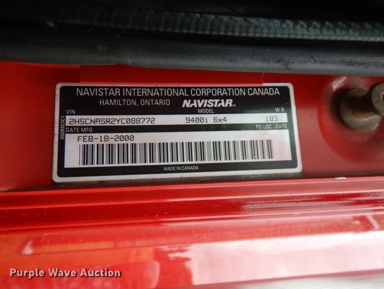 image for item FN9316 2000 International 9400i  semi truck