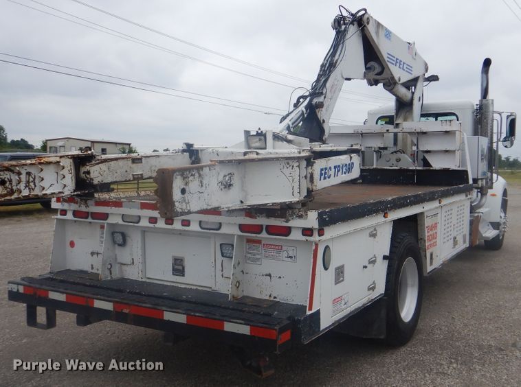 image for item GM9059 2012 Peterbilt 337  tire service truck