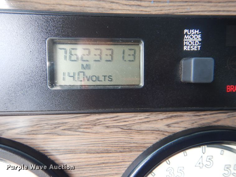 image for item GM9083 2012 Freightliner FS65  semi truck