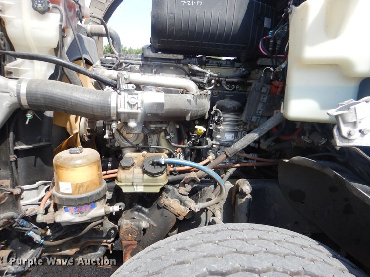 image for item GM9083 2012 Freightliner FS65  semi truck