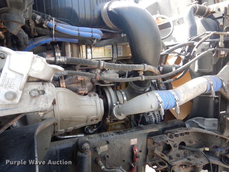 image for item GM9083 2012 Freightliner FS65  semi truck