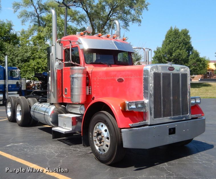 image for item GV9172 2007 Peterbilt 379  semi truck