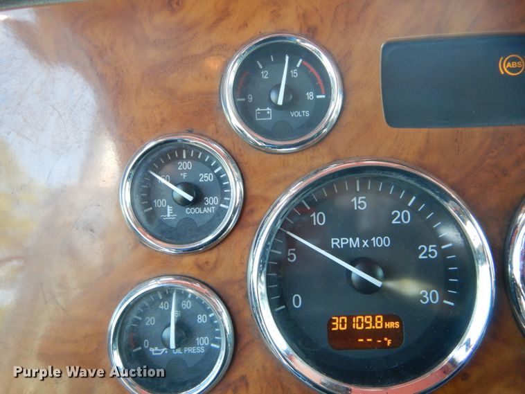 image for item GV9172 2007 Peterbilt 379  semi truck