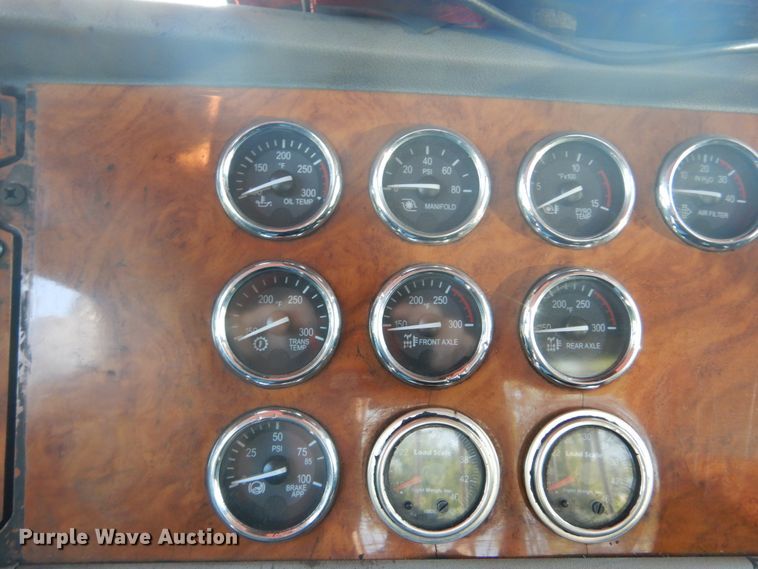 image for item GV9172 2007 Peterbilt 379  semi truck